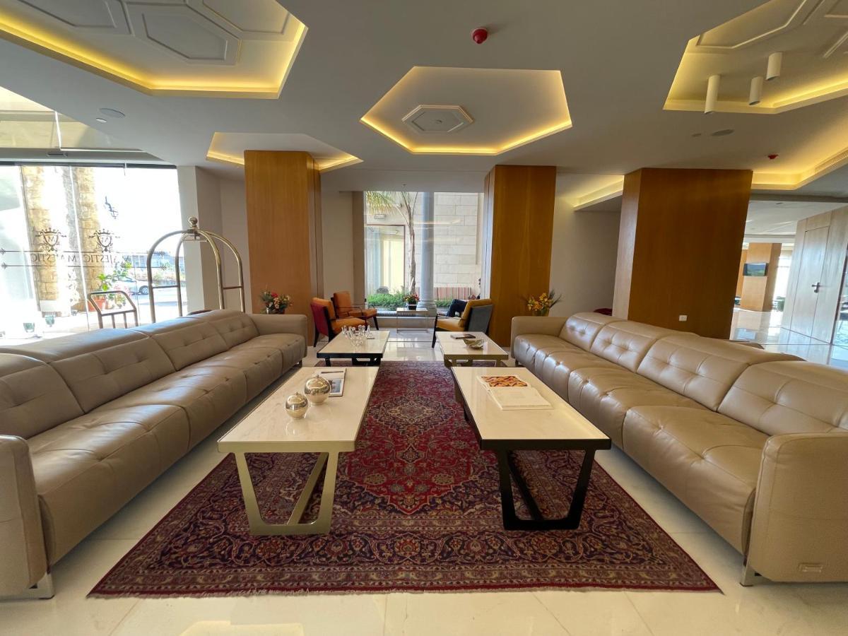 Majestic Byblos Grand Hotel 外观 照片