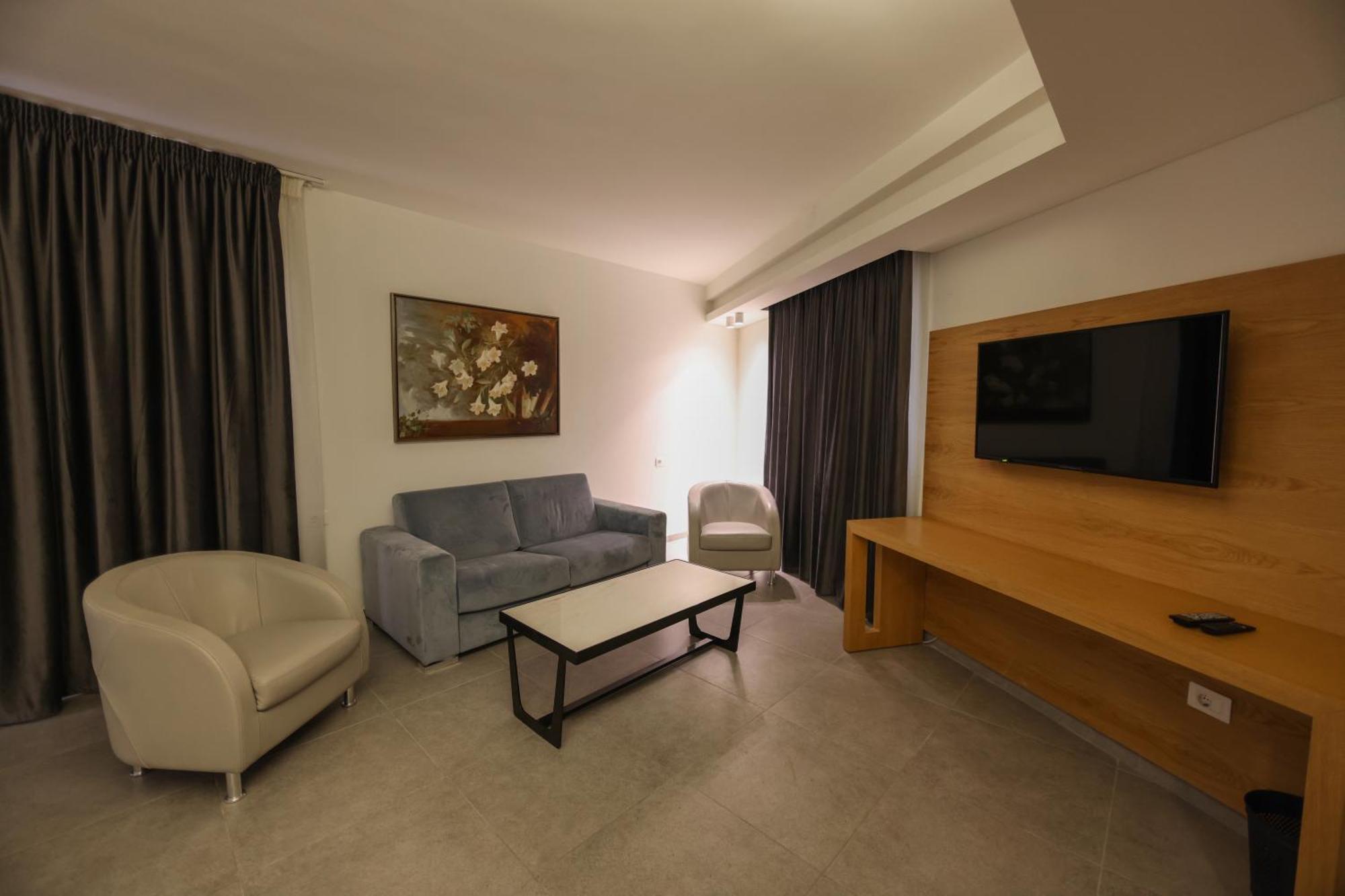 Majestic Byblos Grand Hotel 外观 照片