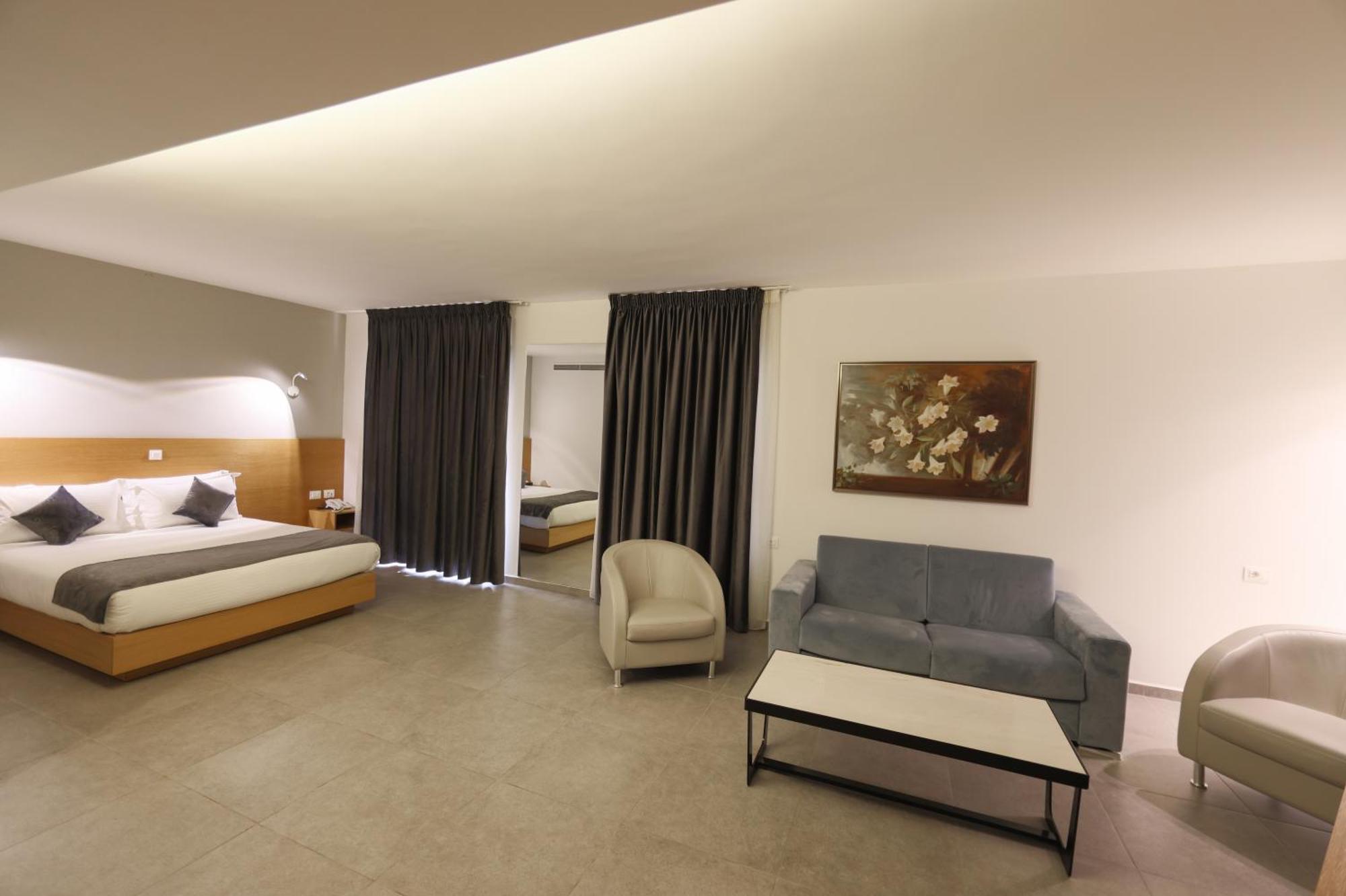 Majestic Byblos Grand Hotel 外观 照片
